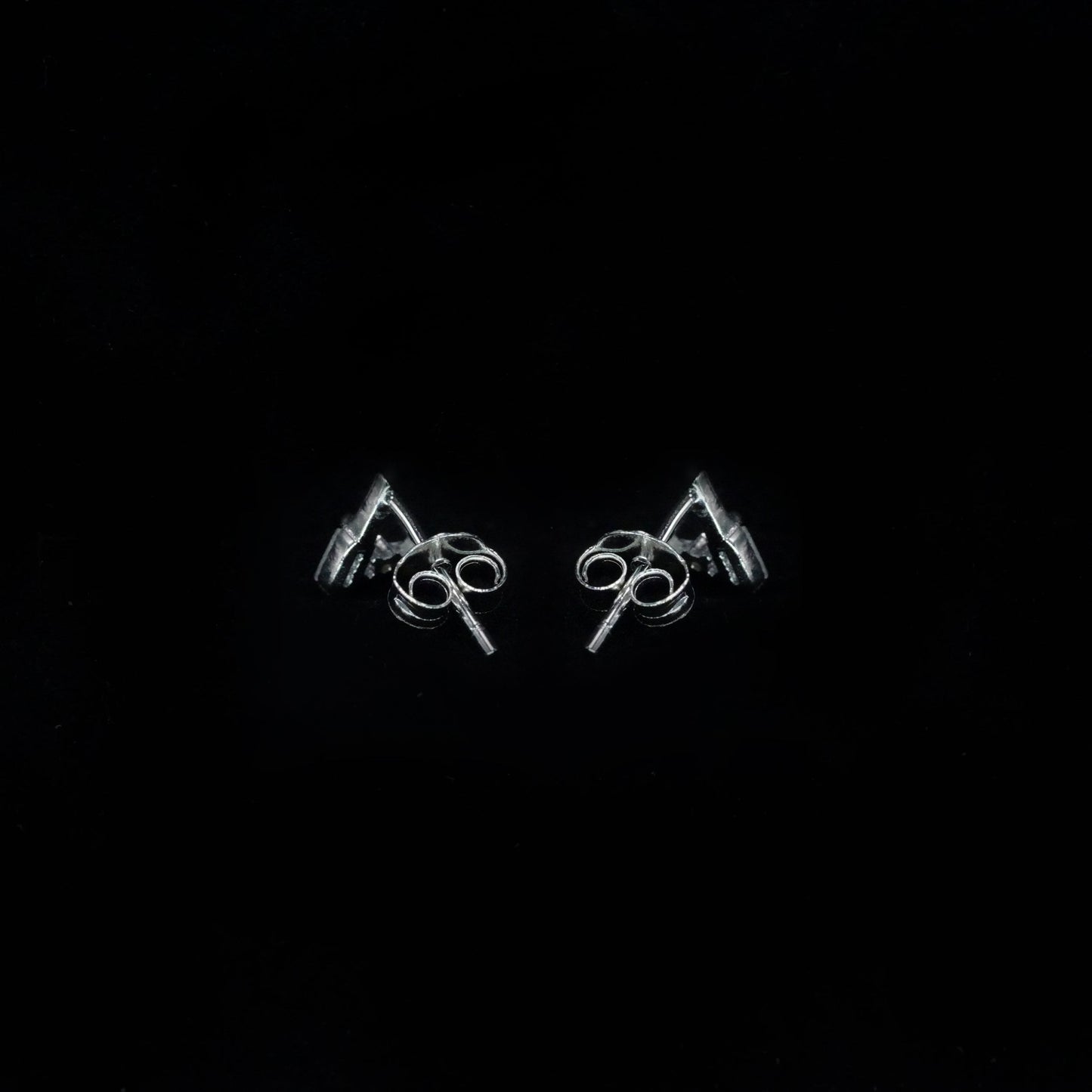 Triangle Edge Studs