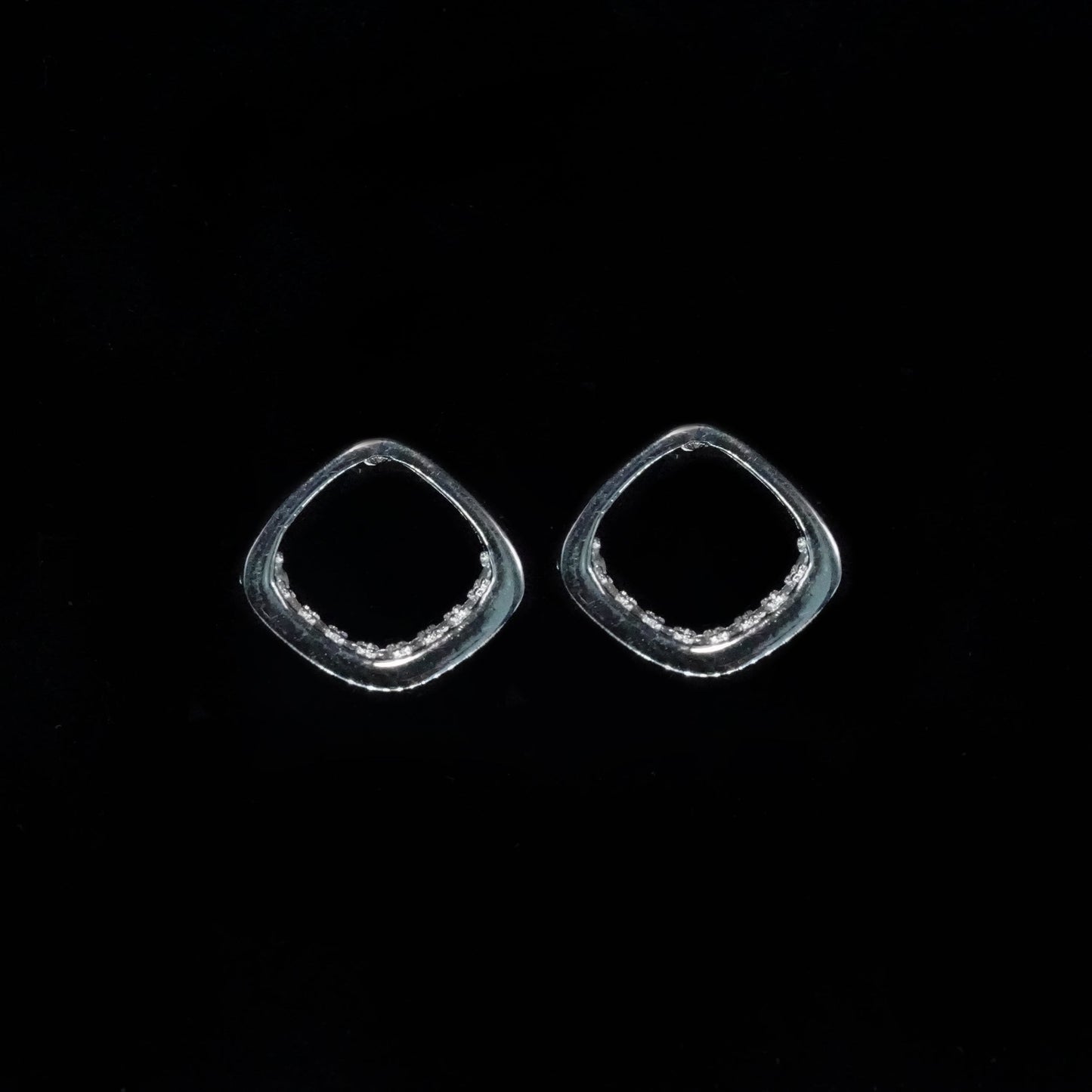 Minimal Square Frame Stud