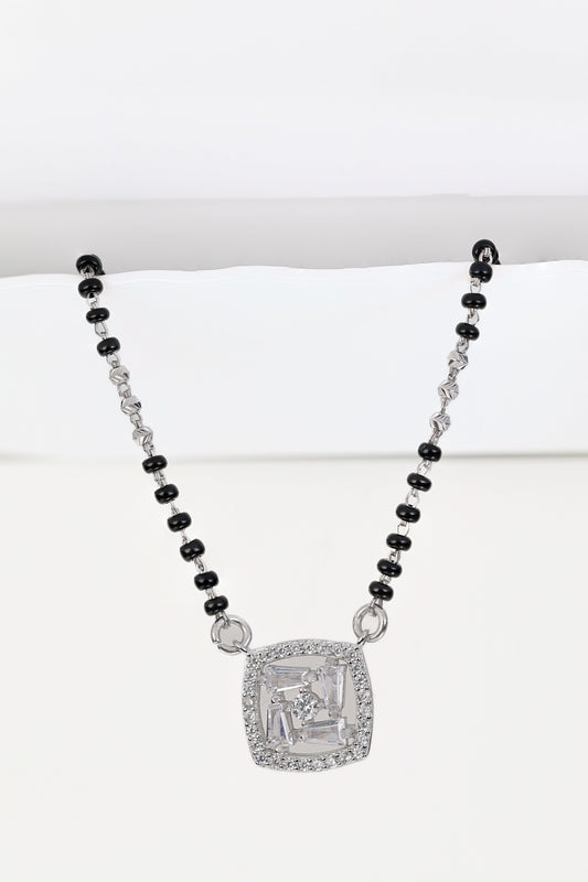 Square Mosaic Centre Solitaire Mangal Sutra