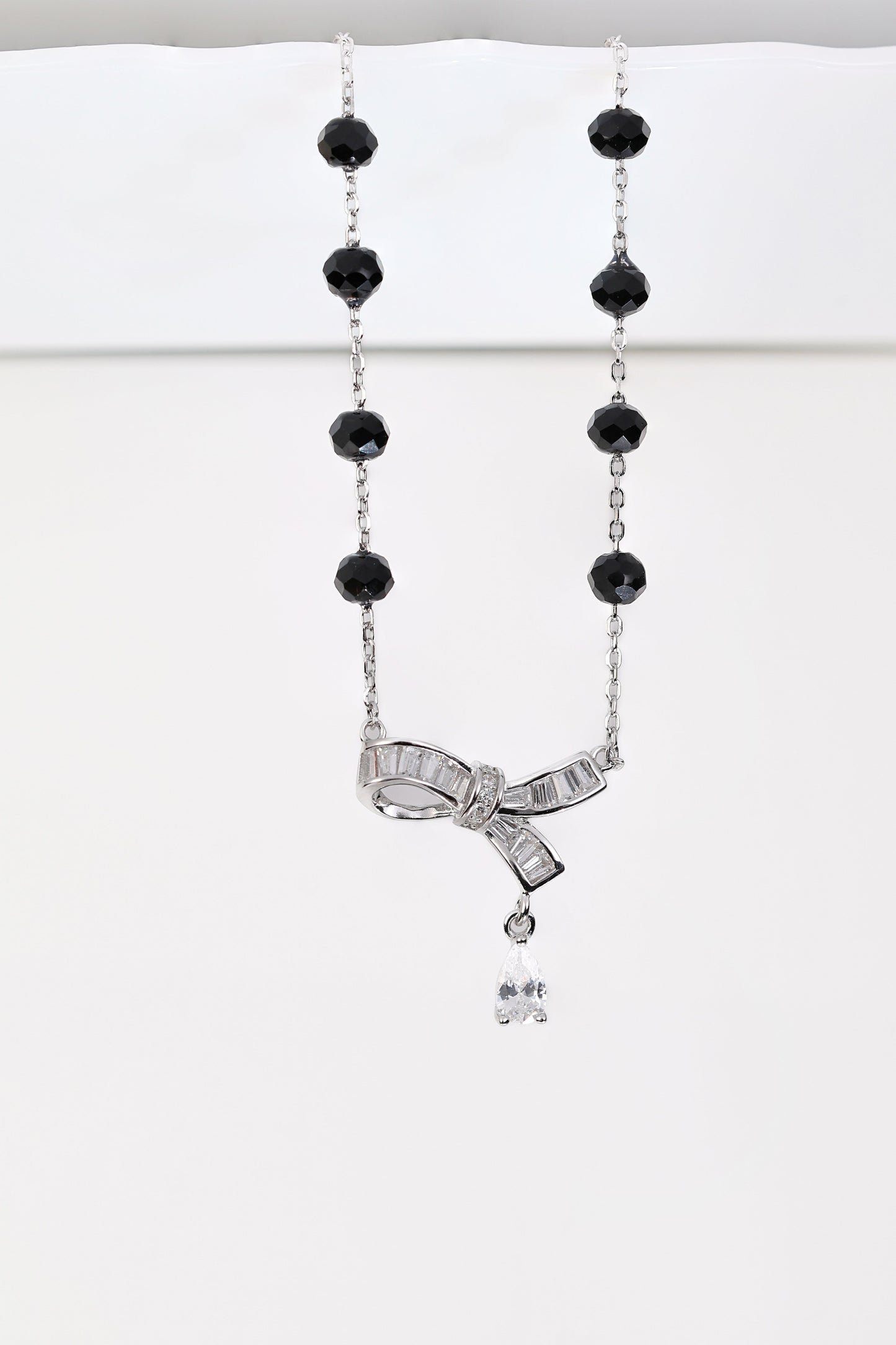 Ribbon Spark Teardrop Mangal Sutra