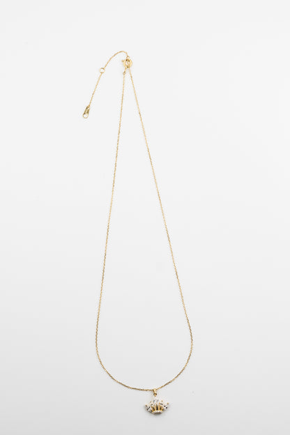 Crown Kiss Gold Pendant Necklace